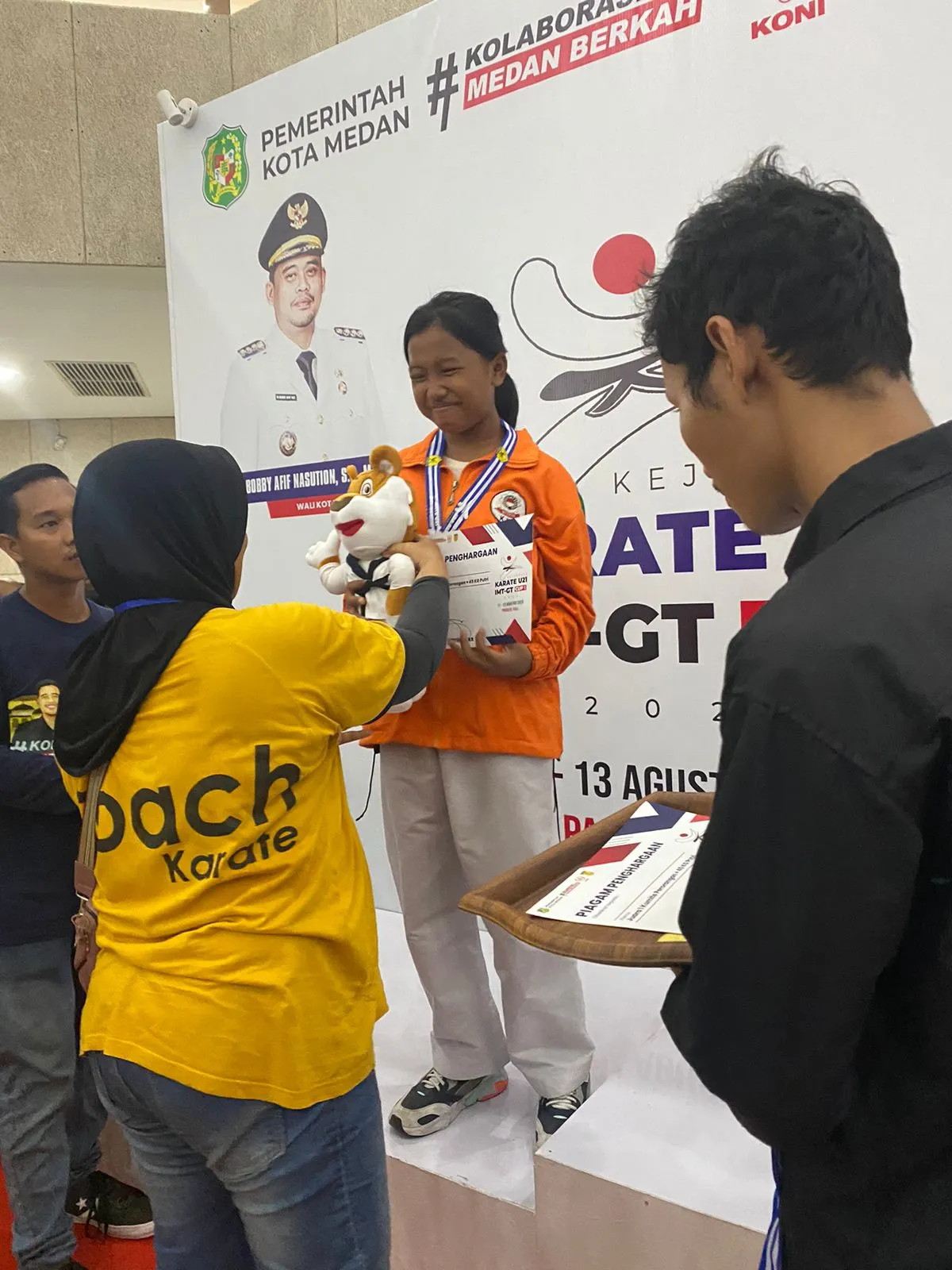 Dian Indah Pertiwi Silaen  Juara II Open Turnamen U21 IMT-GT
