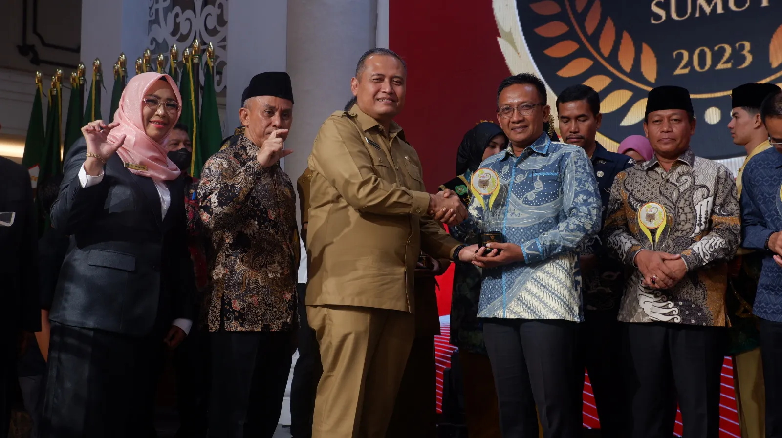Pemko Padangsidimpuan Raih Anugerah Keterbukaan Informasi Publik