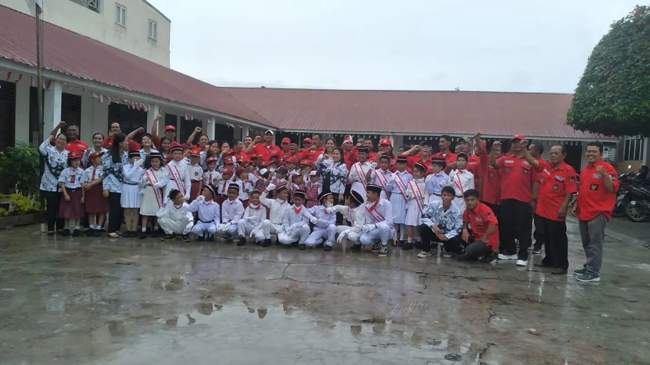 PAC PBB Medan Timur - SD Swasta HKBP Glugur Peringati HUT RI Ke - 78