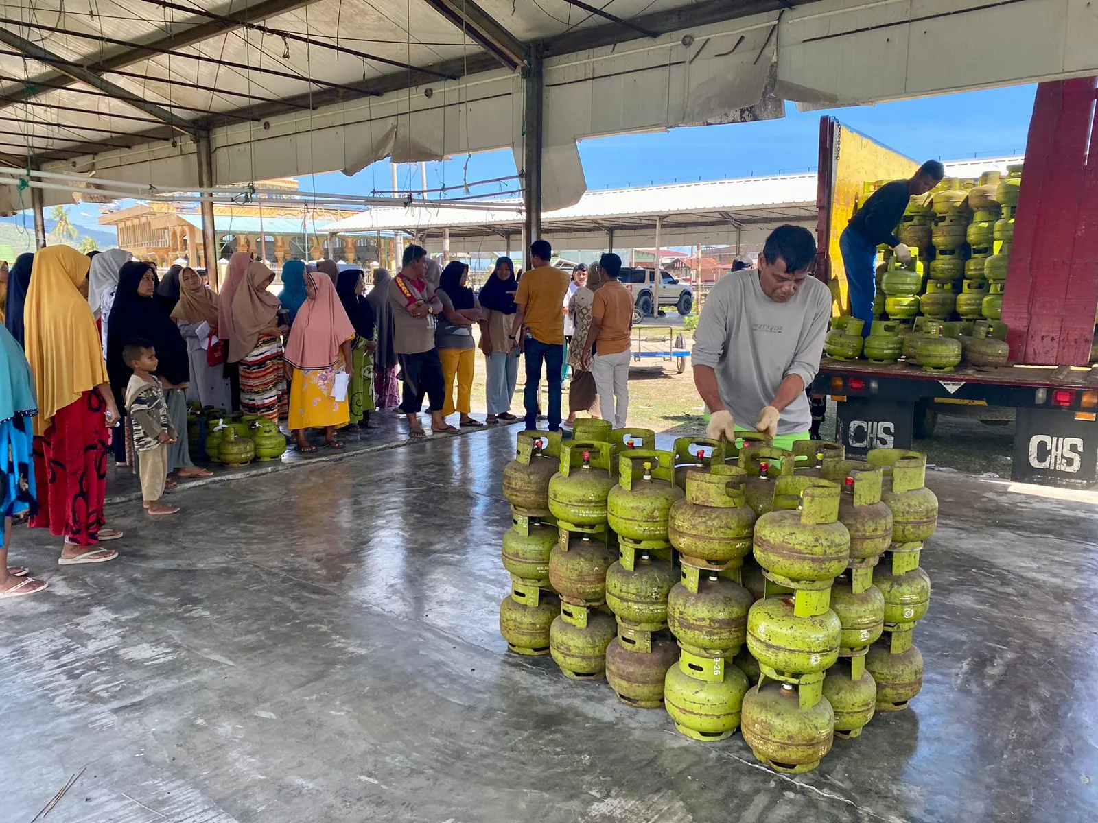 Operasi Gas Elpiji 3Kg di Aceh Besar Sasar Masyarakat Pesisir