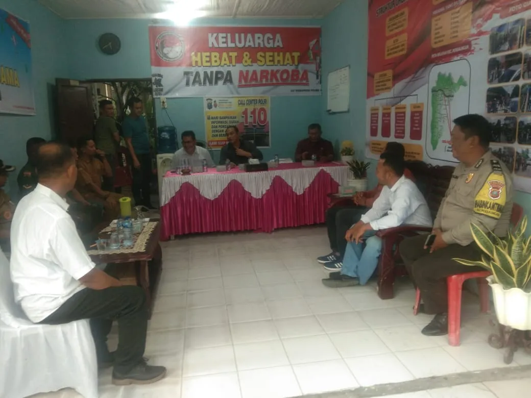 Wadir Reserse Narkoba Poldasu Tinjau Kampung Tangguh di Pasar Bengkel.