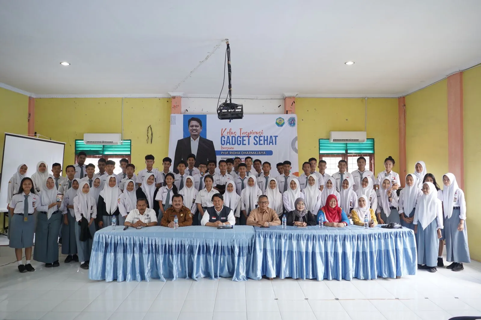 SMA Negeri 15 Medan Gelar Kelas Inspirasi Gadget Sehat