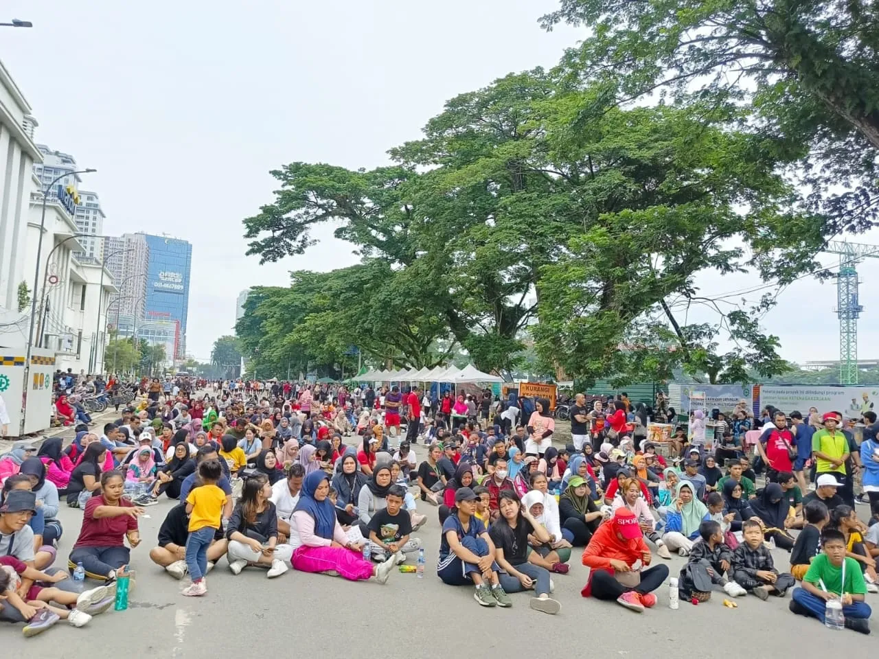 Keramaian CFD Dimanfaatkan Pelaku UMKM Meraup Omzet