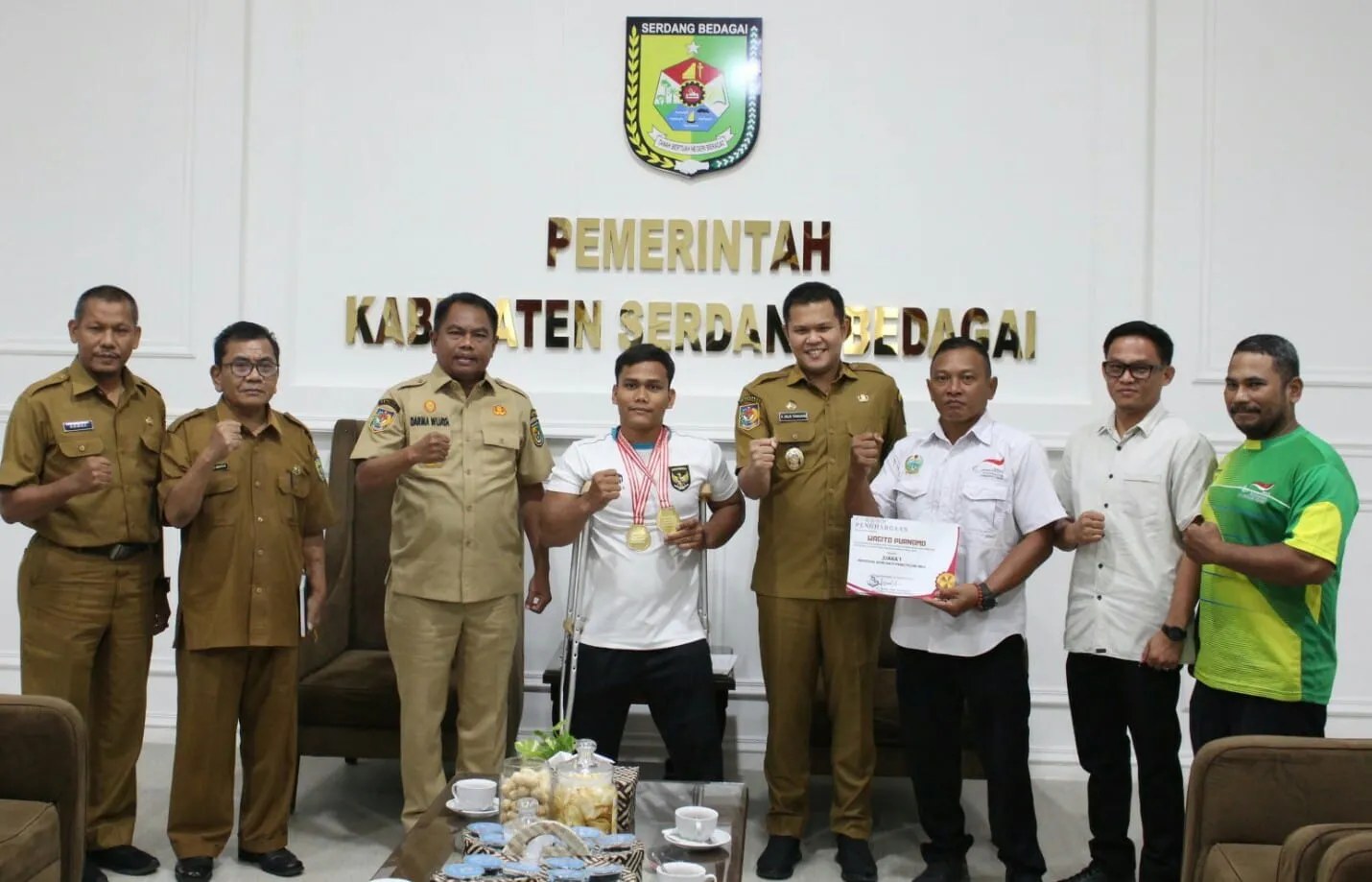 Bupati Sergai, Menerima Wagito Purnomo, Raih 2 Medali Emas Kejuaraan Nasional Para-Cyling.