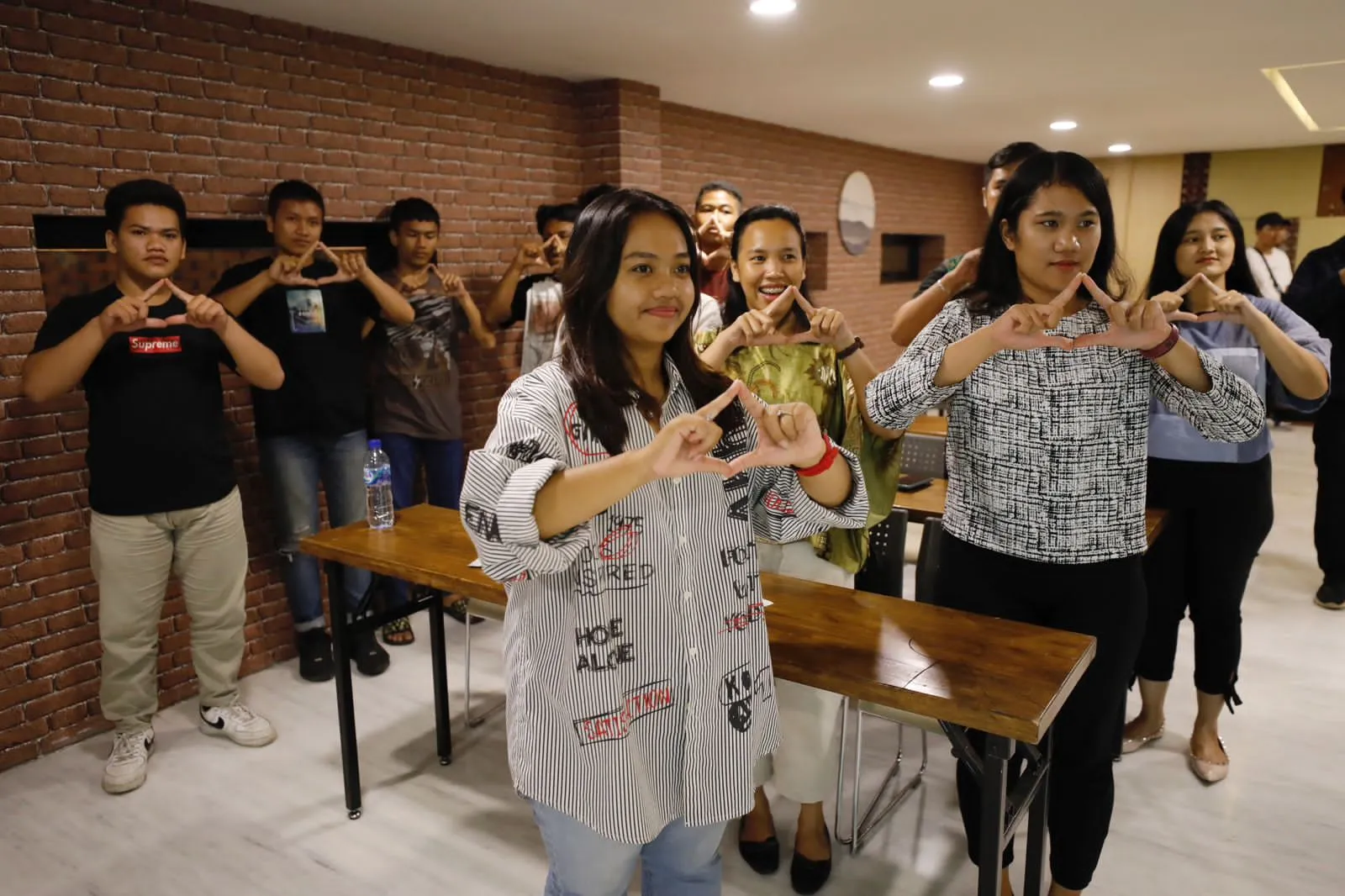 Dukung Indonesia Lebih Inklusif, Civitas Ganjar Kenalkan Budaya Tuli dan Bahasa Isyarat ke Milenial Medan