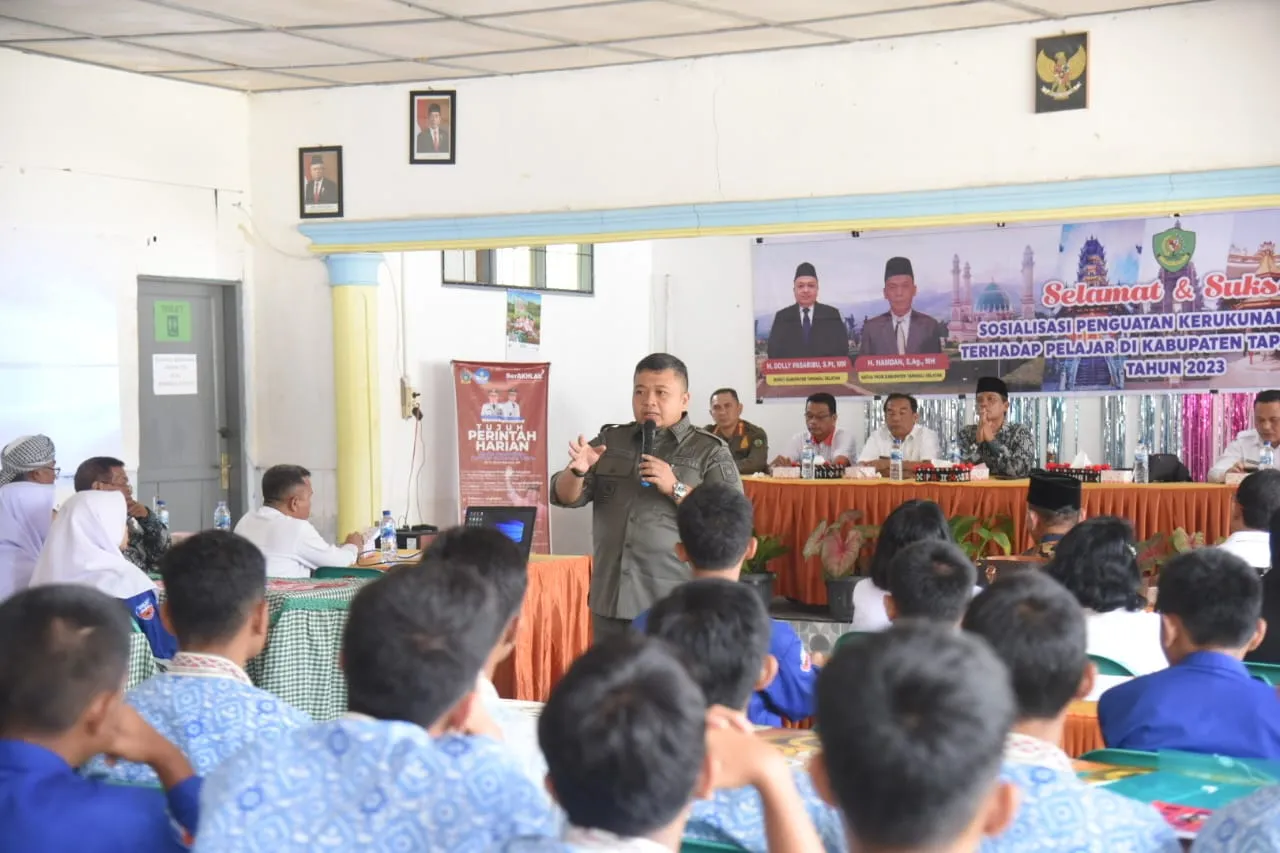 Bupati Tapsel Ajak Pelajar Perkokoh Toleransi Antar Umat Beragama