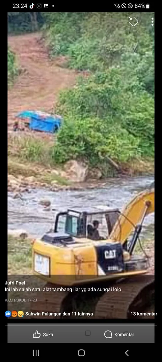 Enam Excavator Nambang Emas Ilegal Khawatirkan Keselamatan  Ribuan  Warga Siulangaling