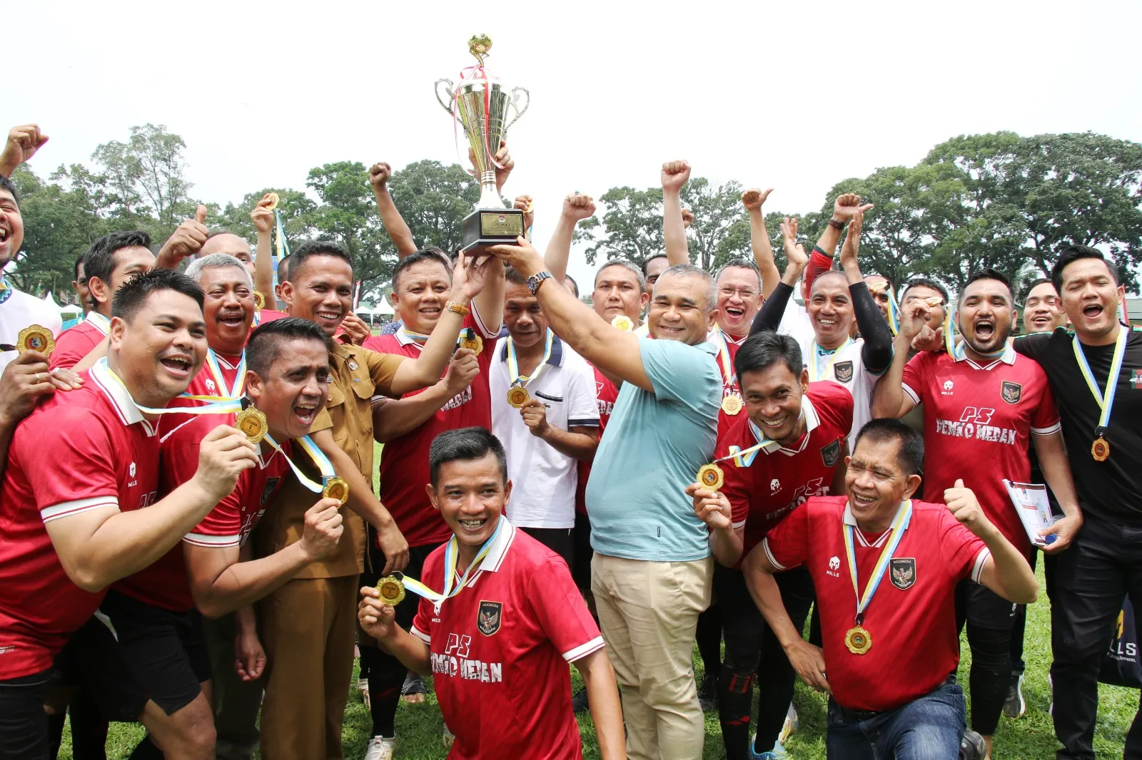Pertandingan Final Sepak Bola Pemko Medan Menang Lawan Pemko Lhokseumawe 6-1