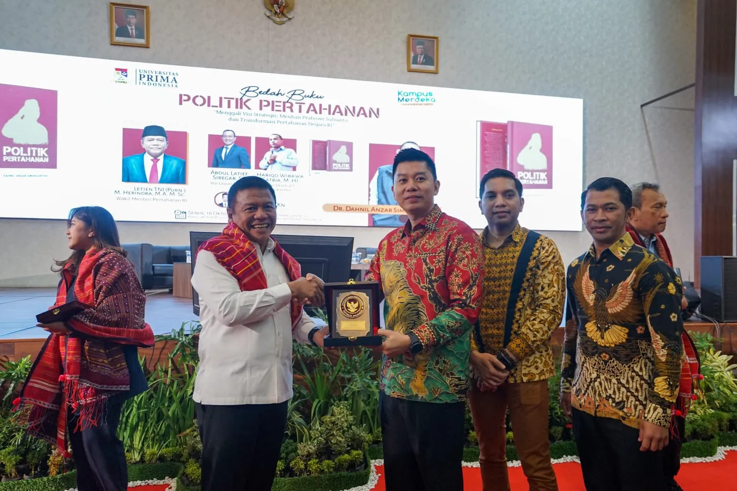 Bedah Buku Politik Pertahanan, Unpri Hadirkan Wakil Menhan RI