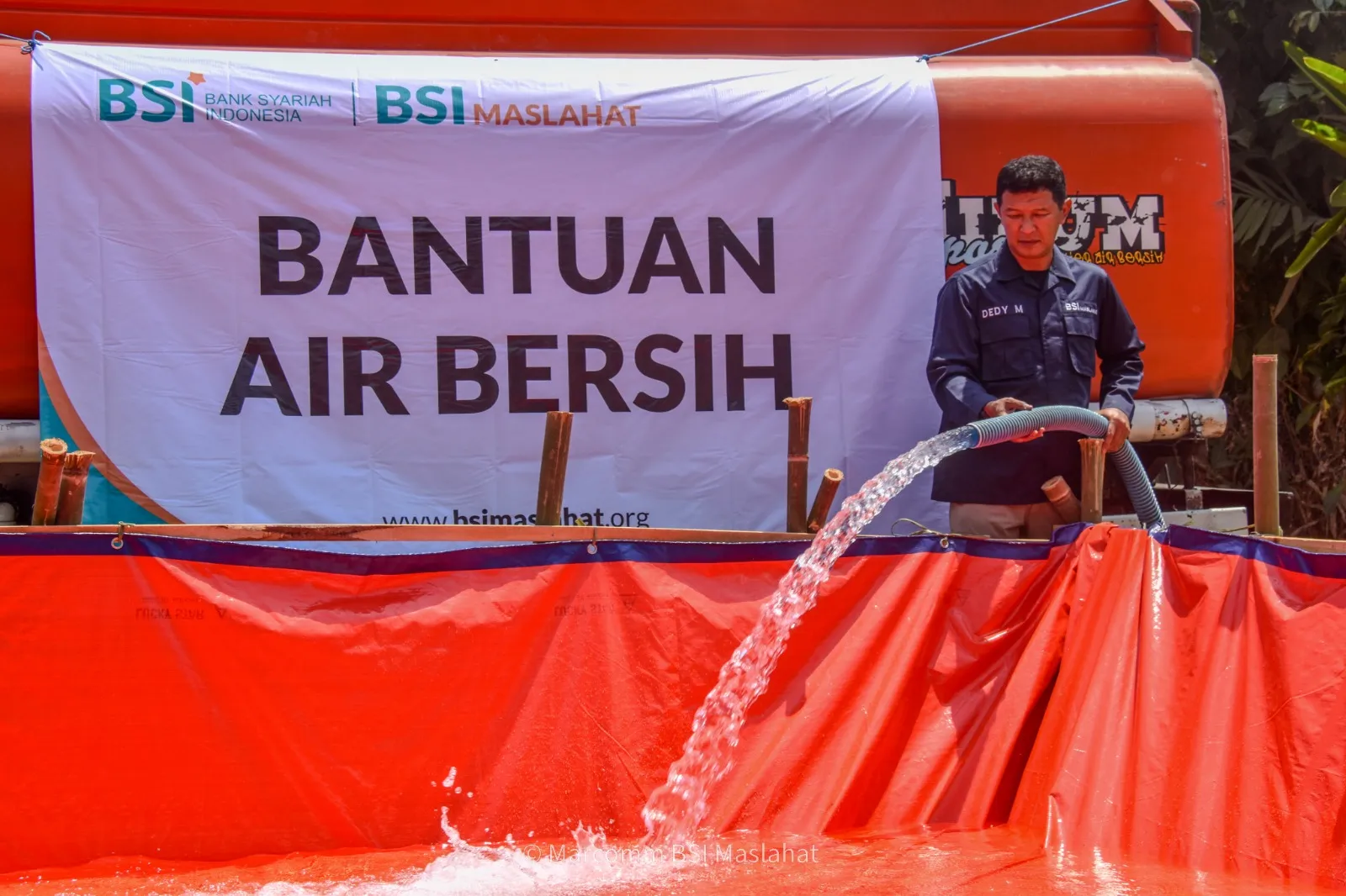 BSI Maslahat - BSI Bantuan Air Bersih Warga Bogor dan Bekasi