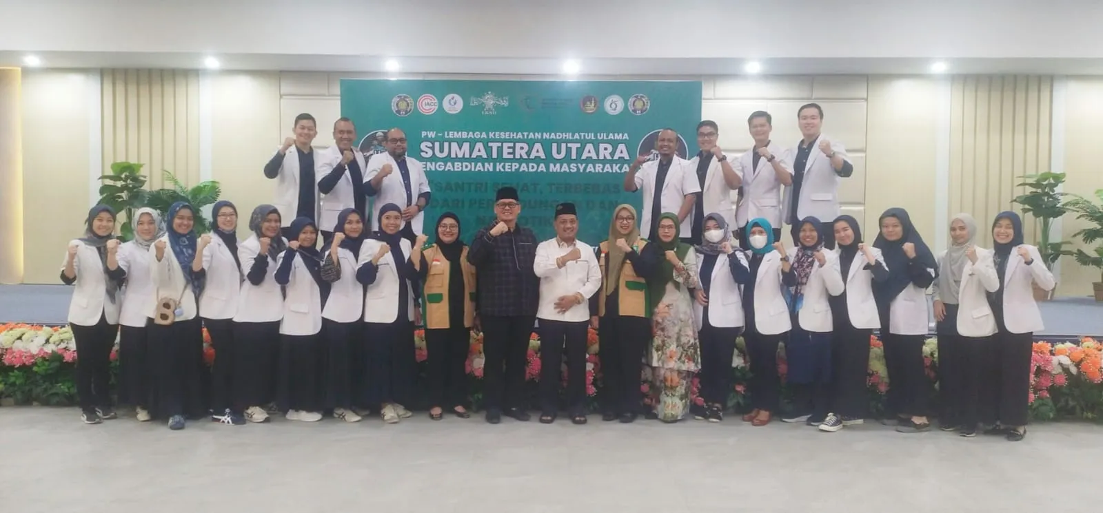 Peringati HSN, LKNU Sumut Gelar Pemeriksaan Kesehatan Gratis Di Pesantren Al-Azhar