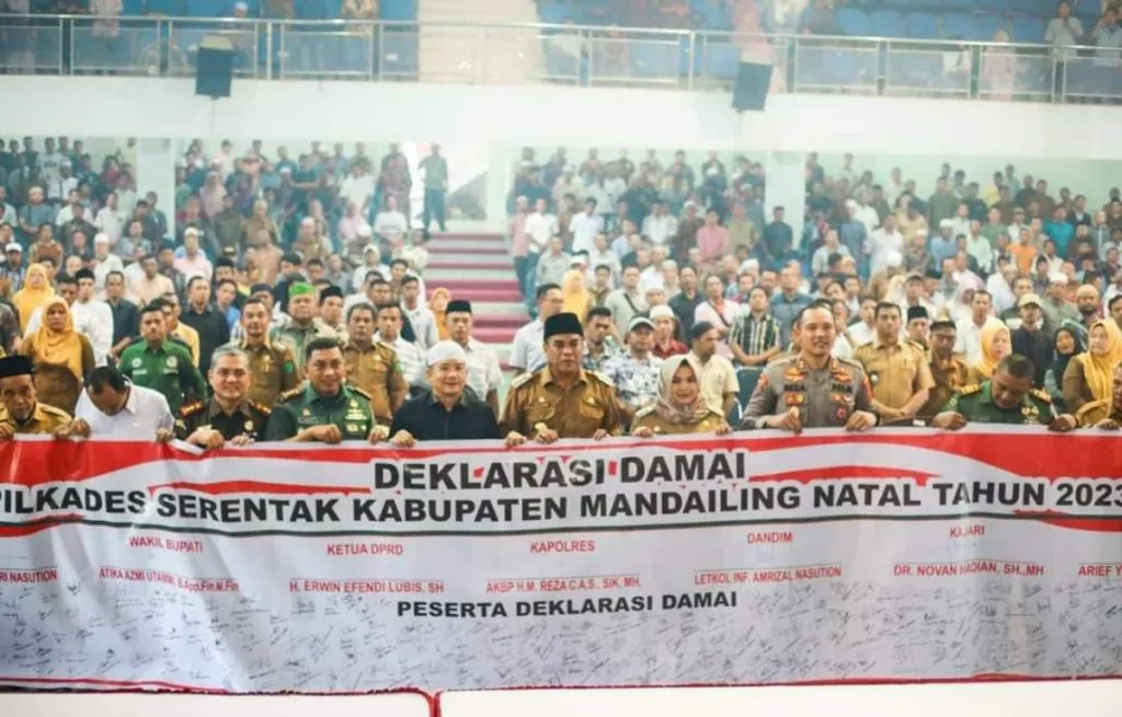 Pelantikan 256 Kades Terpilih  di Madina  Seusai Salat Jumat