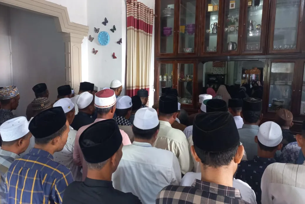 Ketua MPU Aceh Timur Berpulang, Ribuan Jamaah Salati Jenazah Almarhum