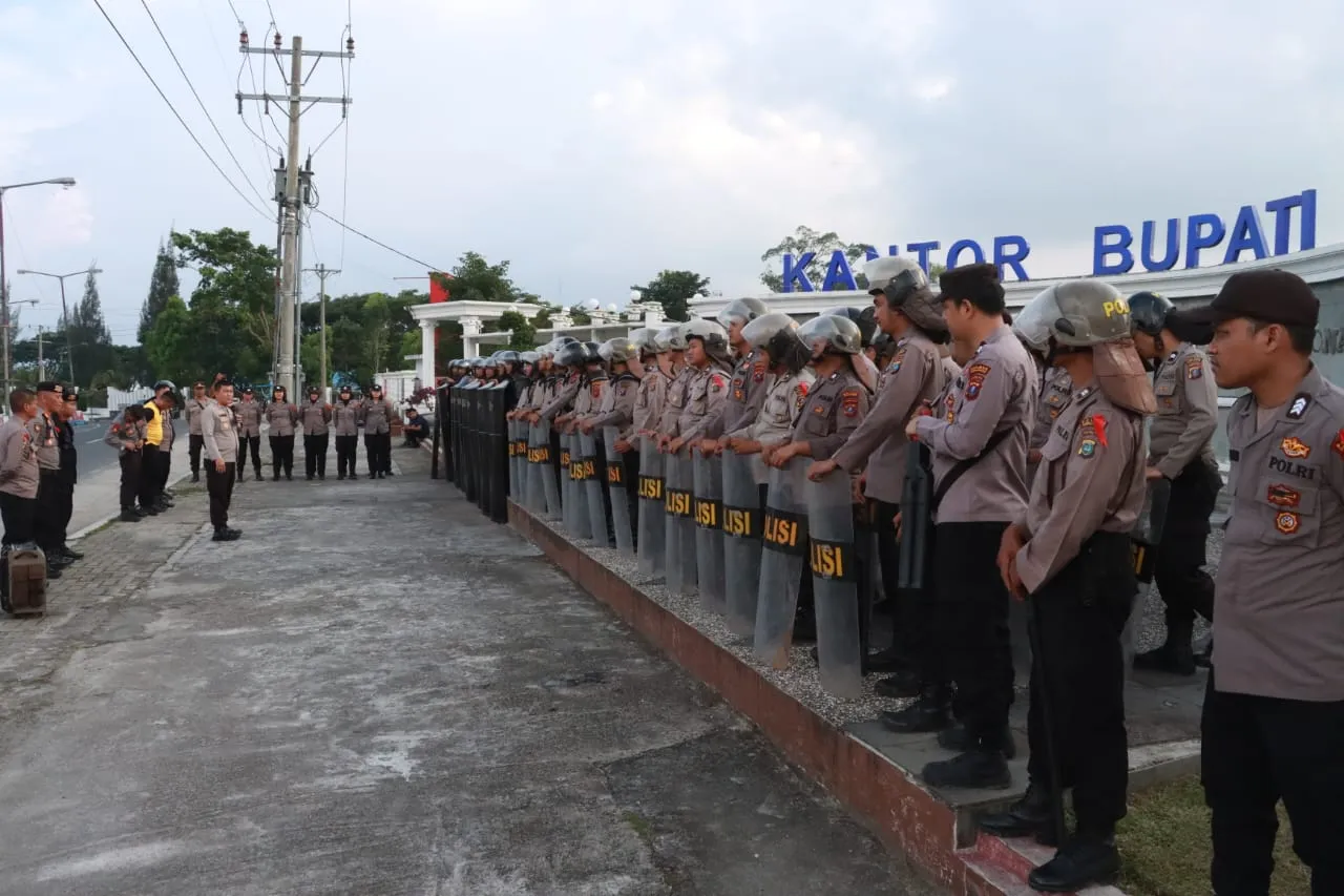 Kapolres Simalungun Pimpin Pelatihan Dalmas Dan Brimob Guna Kesiapsiagaan Pemilu 2024