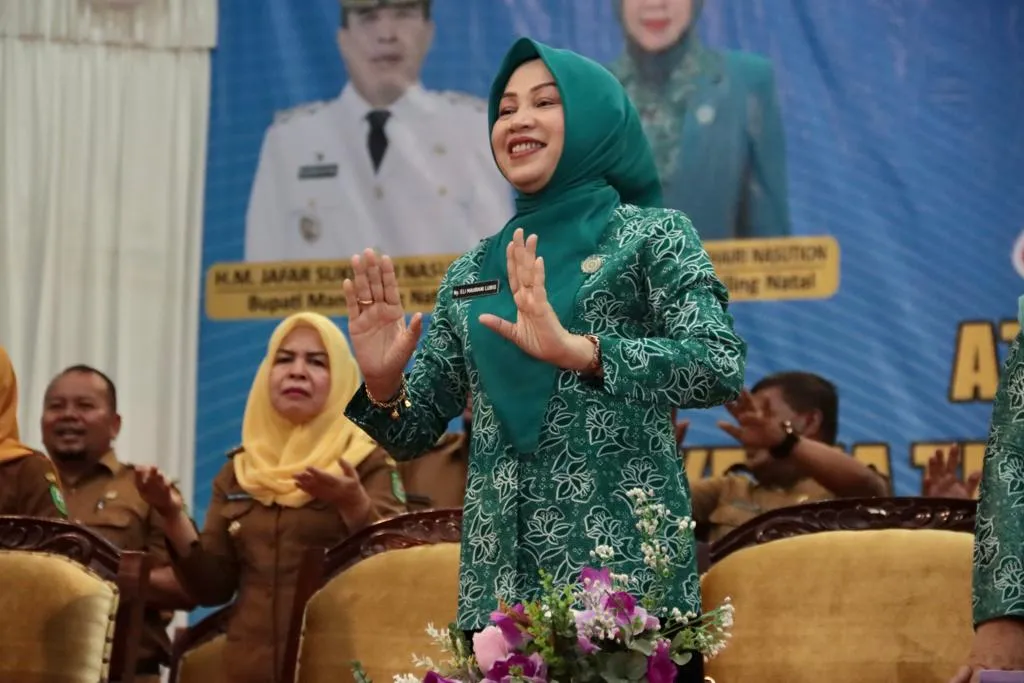 Eli Mahrani Minta Istri Kades Bekerja Ikhlas Sejahterakan Masyarakat