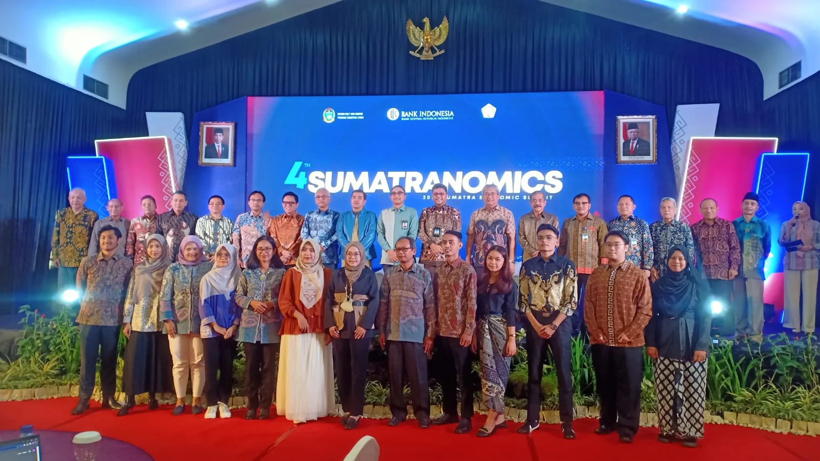 Finalis Adu Debat di Akhir Call For Paper Sumatranomics ke 4 Tahun 2023