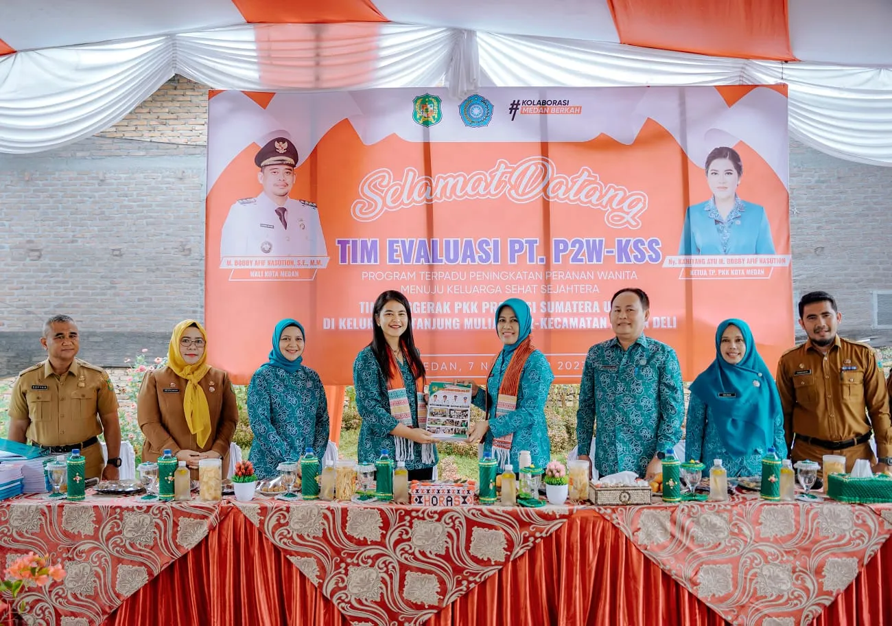 Ny Kahiyang Sambut Kedatangan Tim Evaluasi Kelurahan PTP2WKSS  Sumut 