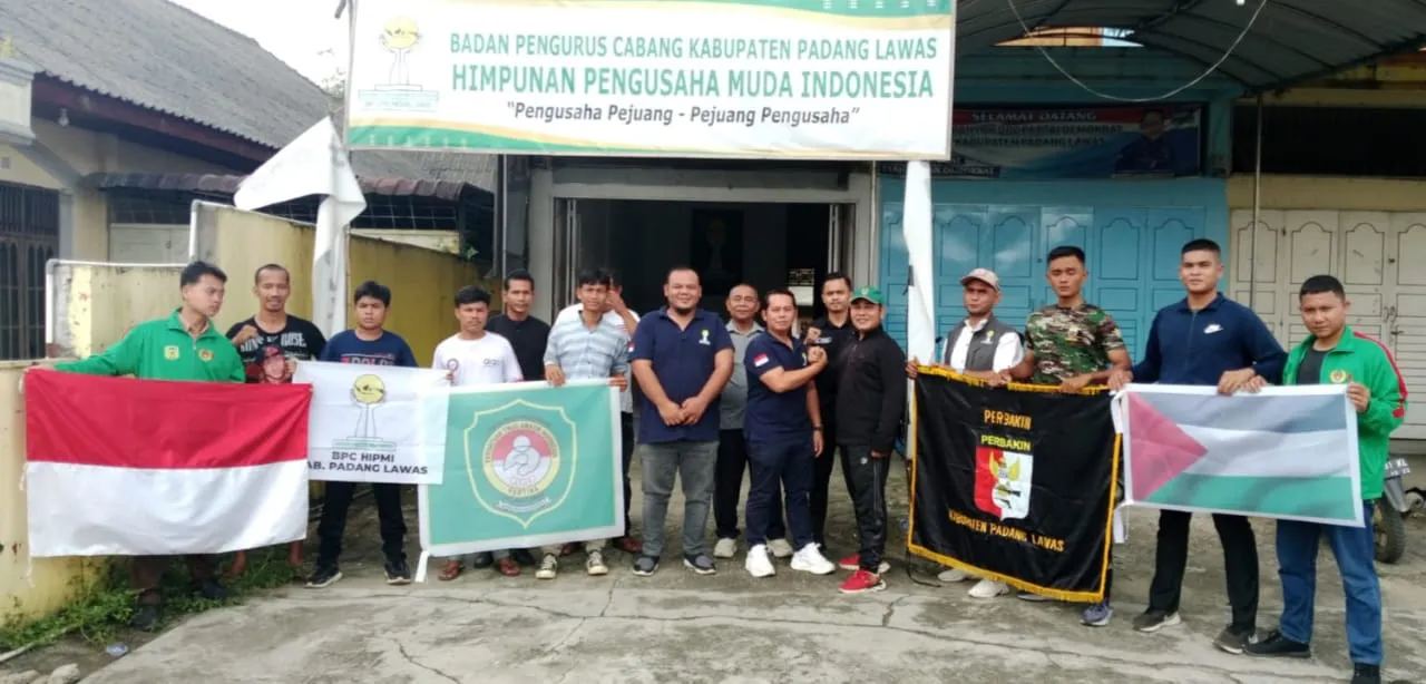 Ketua HIPMI PALAS Berangkatkan  9 Atlet Tinju Bertanding Ke Pematang Siantar
