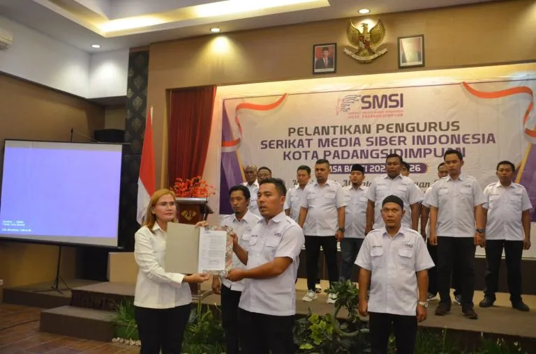 Khairul Arif Nasution Dilantik Jadi Ketua SMSI Padangsidempuan