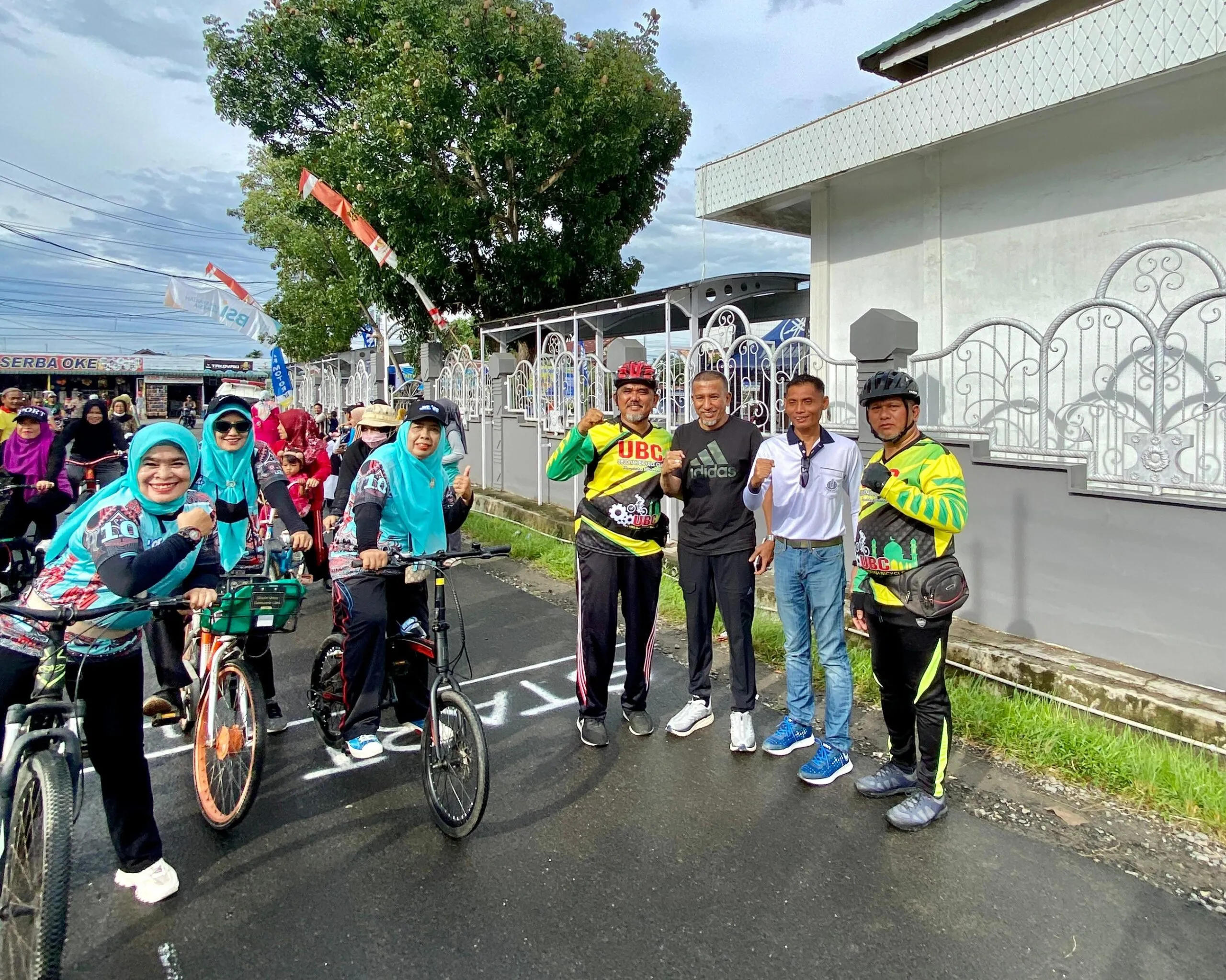 Ratusan Pesepeda Ikuti Fun Bike Ubudiyah 2023