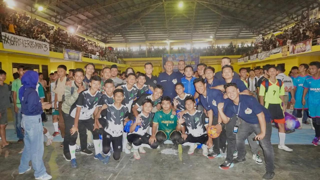 Turnamen Futsal Antar SMA Sederajat Rebutkan Piala Plt Bupati Langkat
