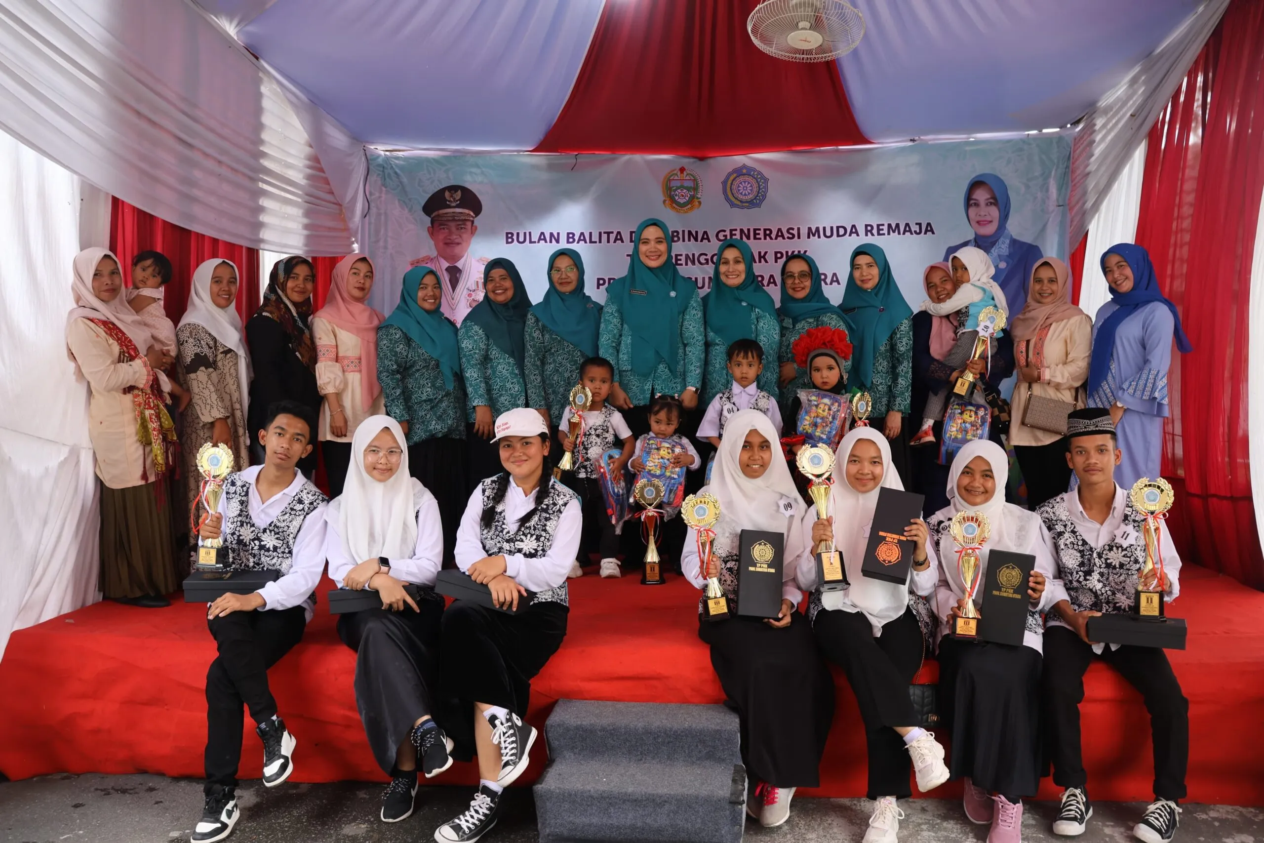 Tapsel Utus 12 Kontingen Lomba Bulan Balita Sehat dan Bina Generasi Muda Remaja Tingkat Sumut