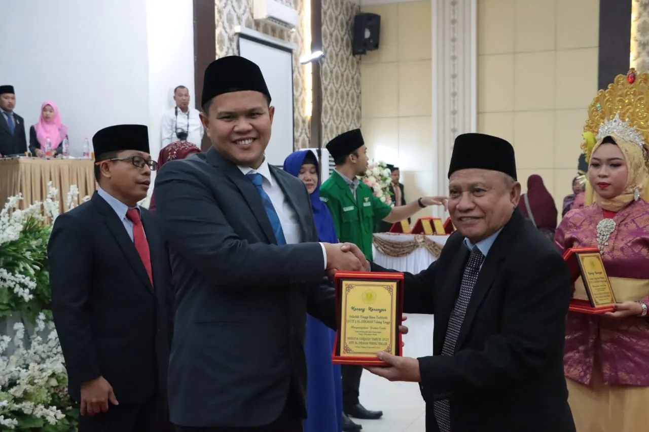 Wabup Sergai Hadiri Wisuda STIT Al-Hikmah Tebing Tinggi