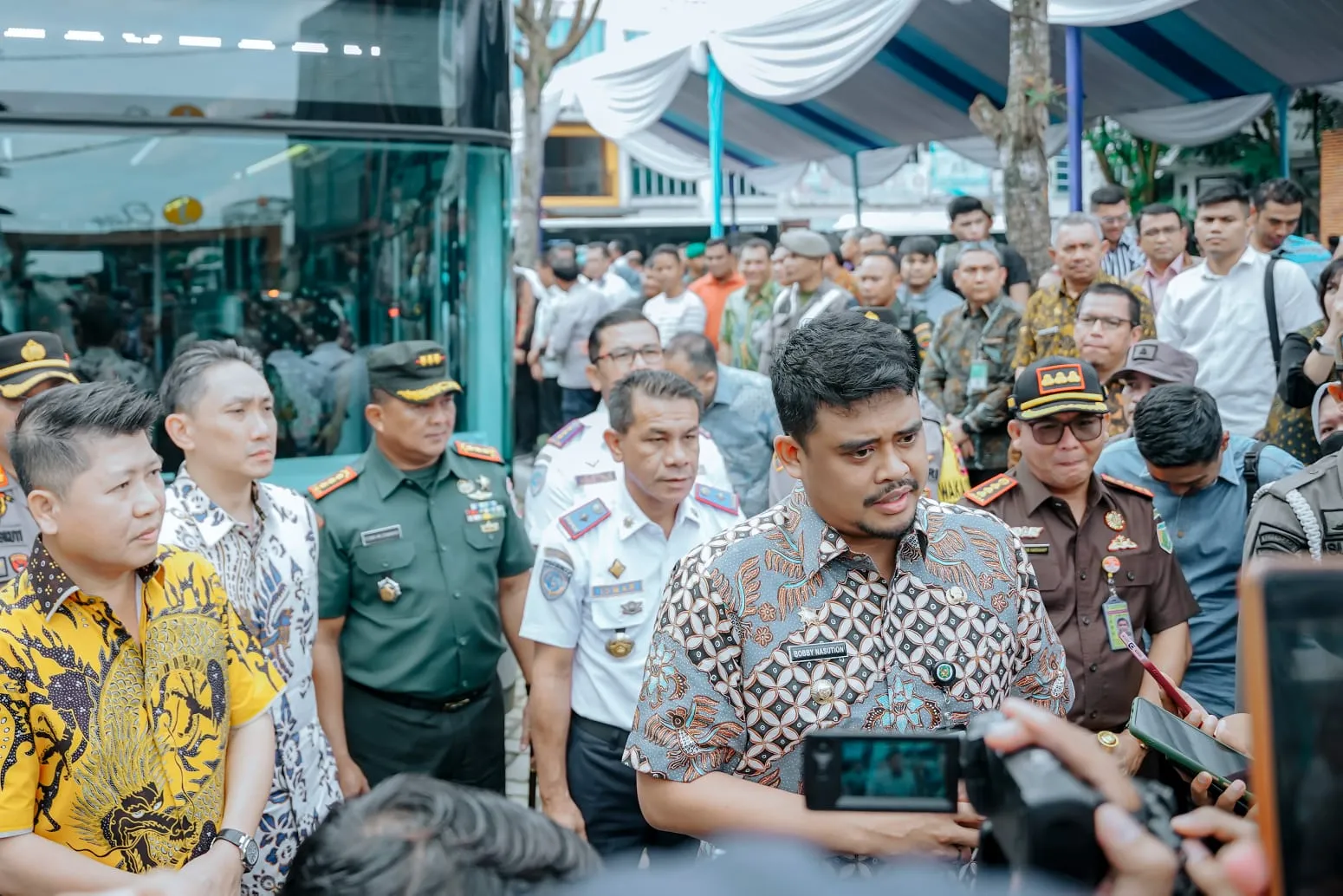 Bobby Nasution Uji Coba Bus Listrik, Mulai Besok Dioperasikan Gratis Pukul 06.30 – 22.00 WIB