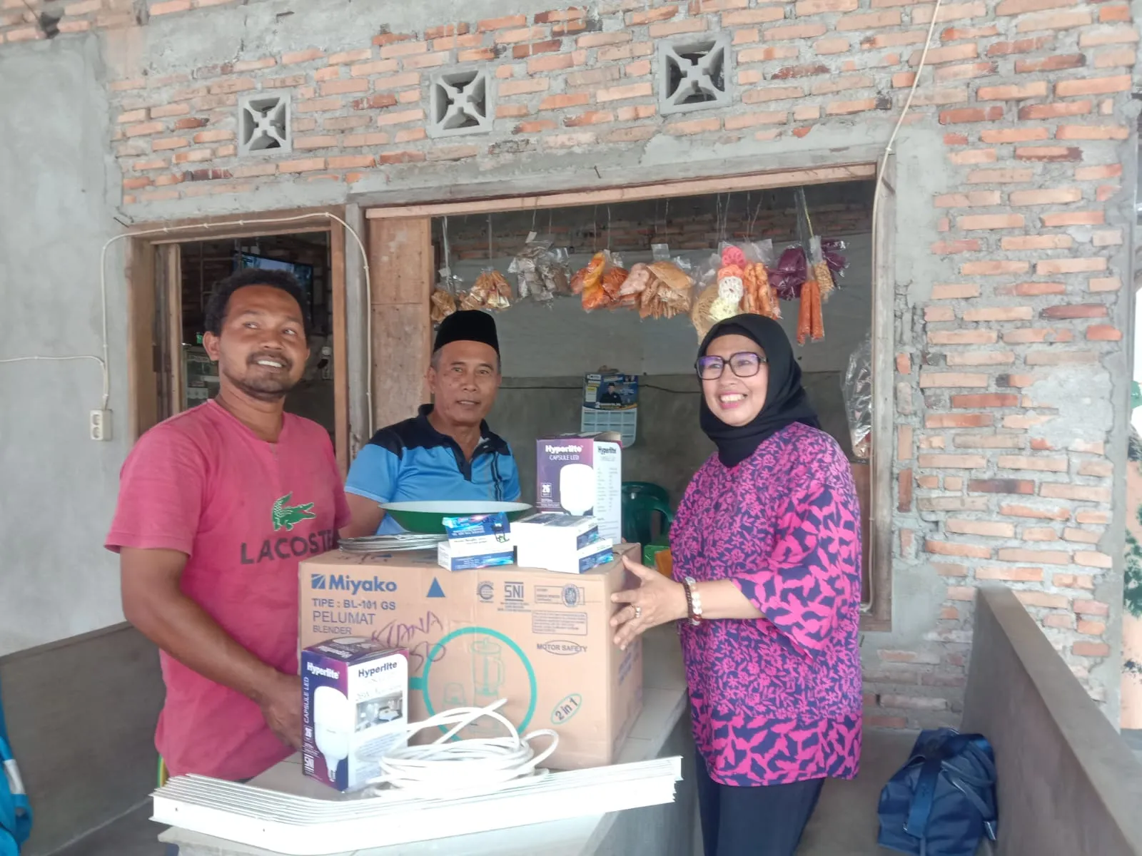 Caleg Partai Demokrat Sumut 5 Pasang Lampu Jalan