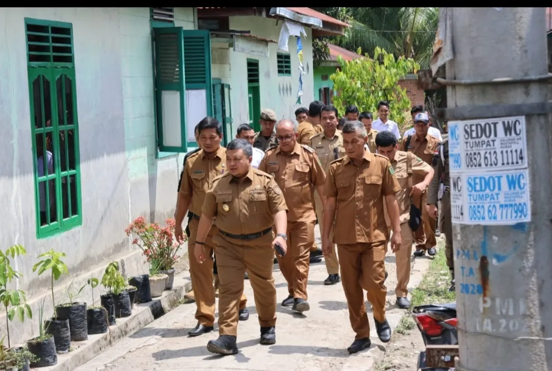 Bupati Tapsel Monitoring Persiapan Pemilu di Desa Sipangko