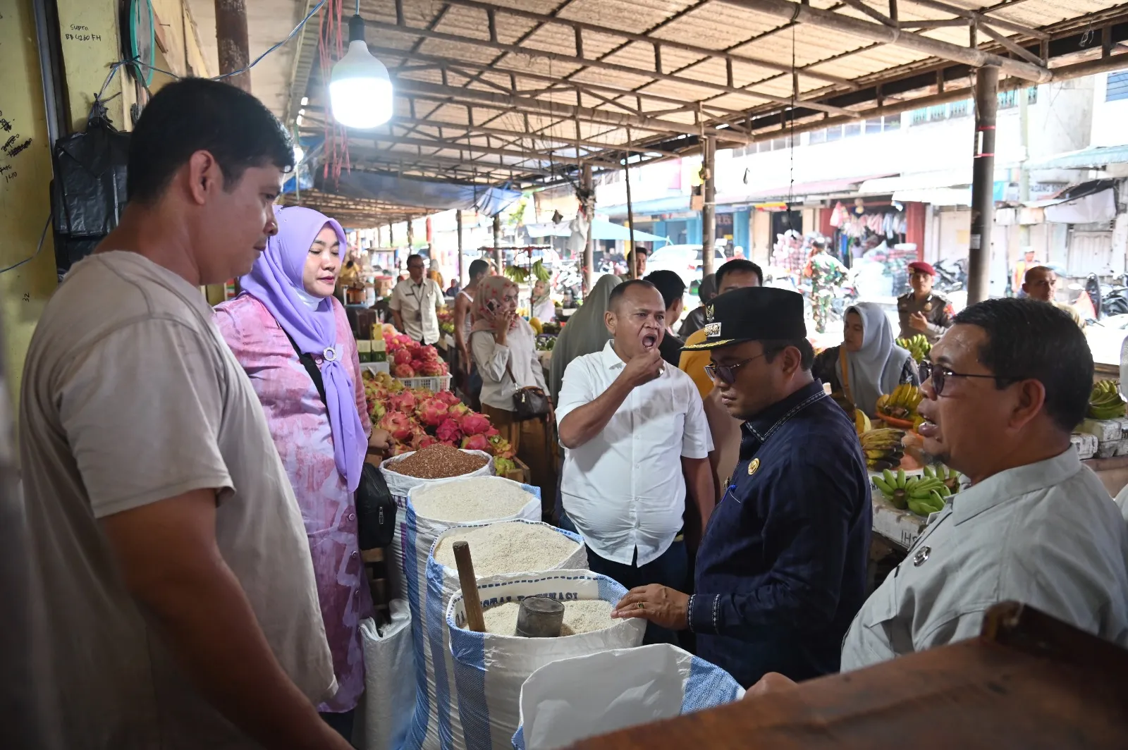 Pj. Walikota Padangsidimpuan Pantau Harga Kebutuhan Pokok