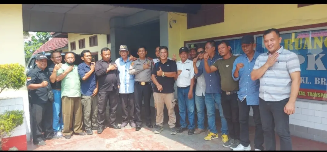 Wartawan Silaturahmi Bersama Kapolsek Pangkalanbrandan