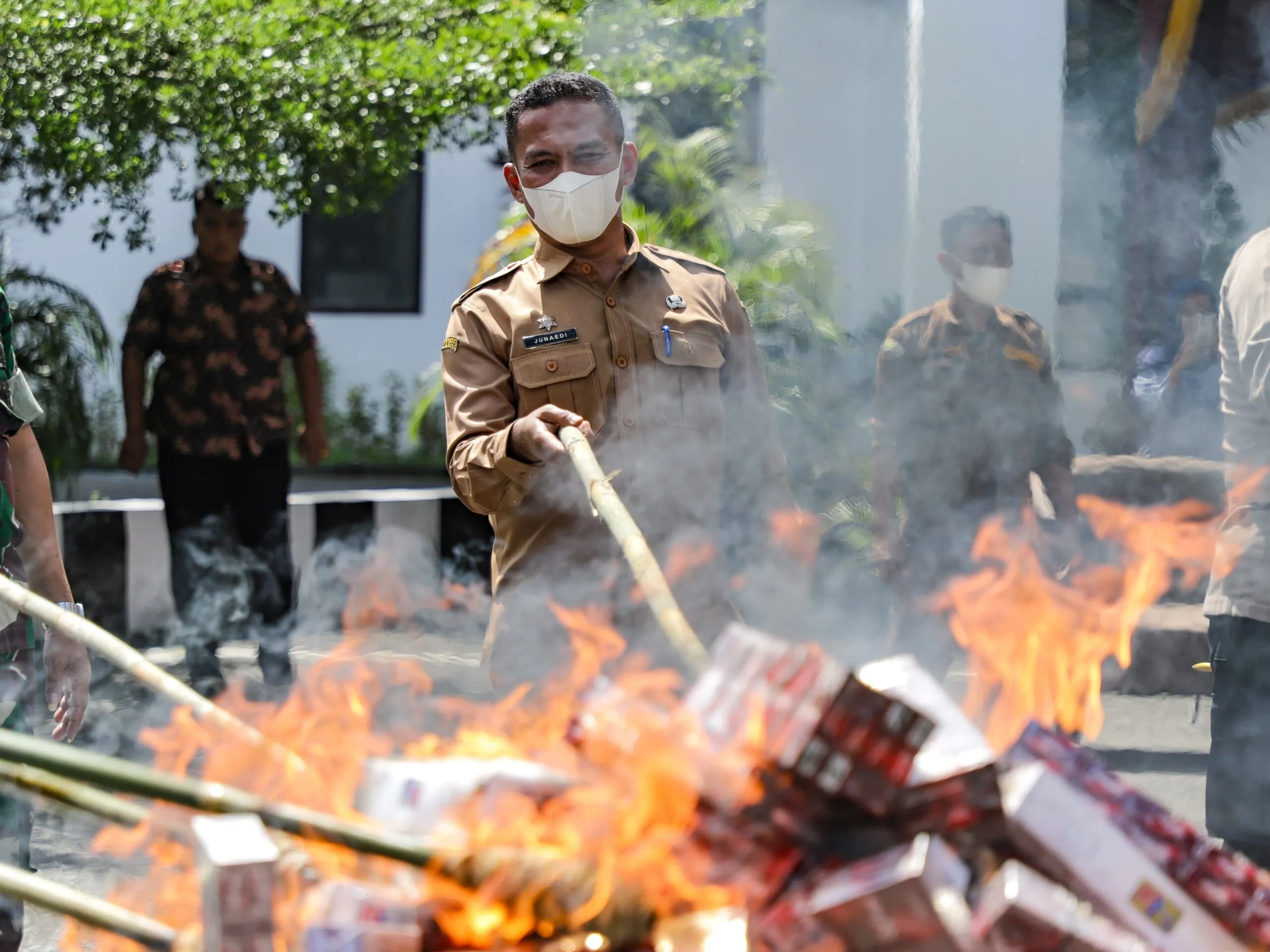 Sekda Siantar Ikut Musnahkan Barang Bukti di Kejari