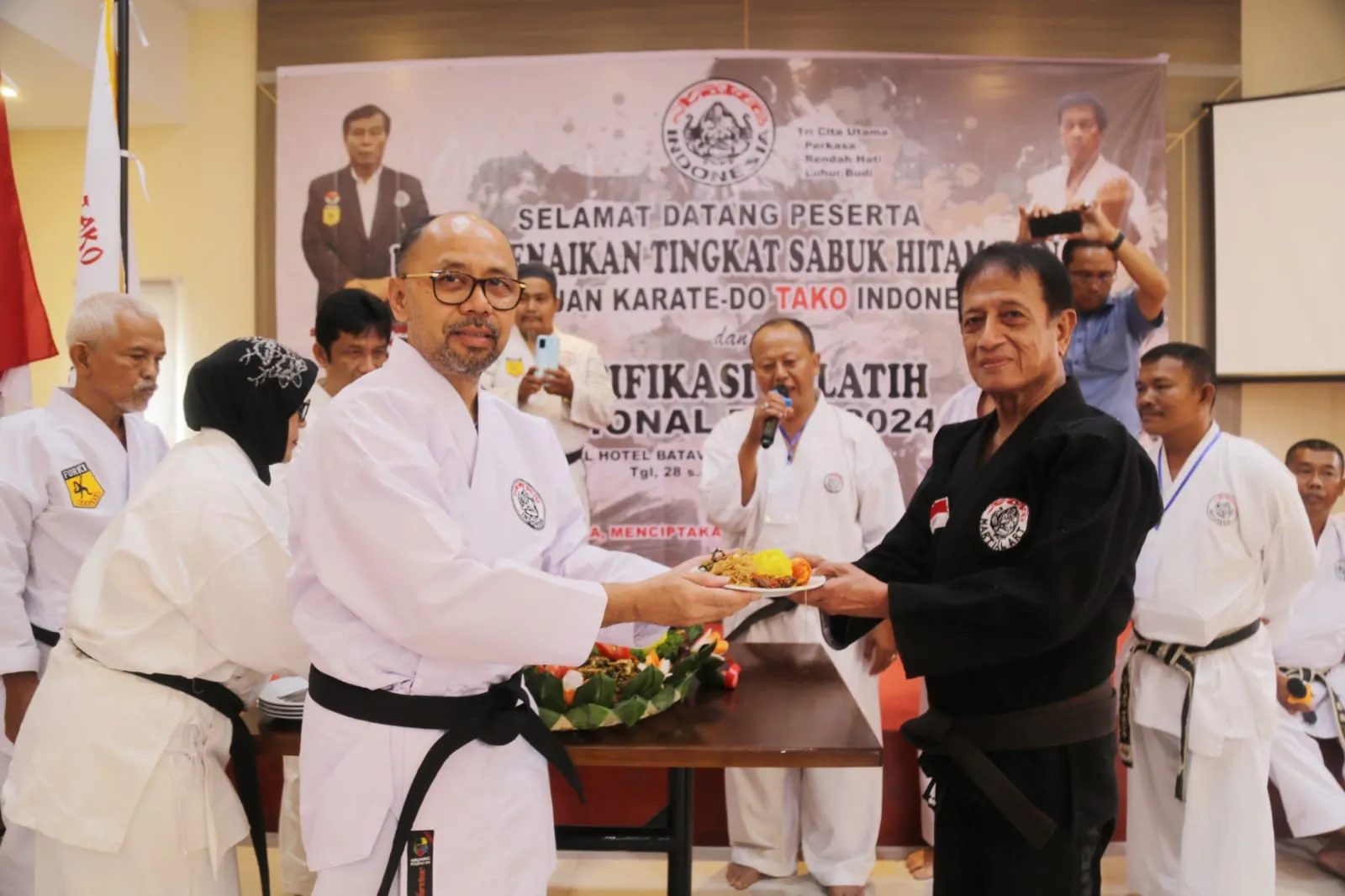 Bacagubsu Barry Simorangkir Komit Bawa Karate Tako ke Tingkat Internasional