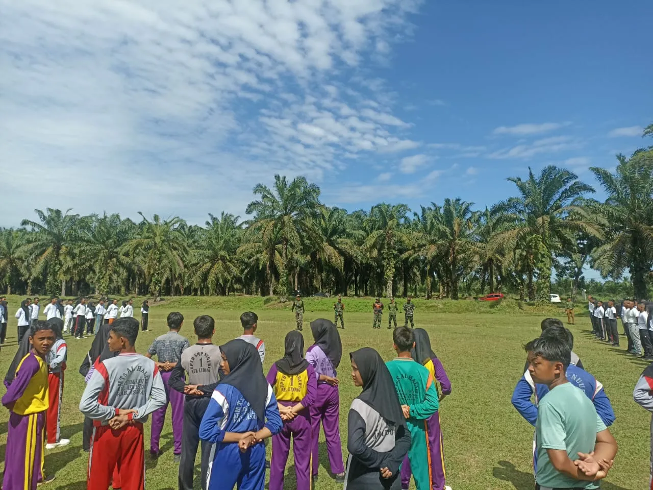 Camat Pulau Rakyat Dan Danramil 16 Pantau Latihan Gabungan Paskibra