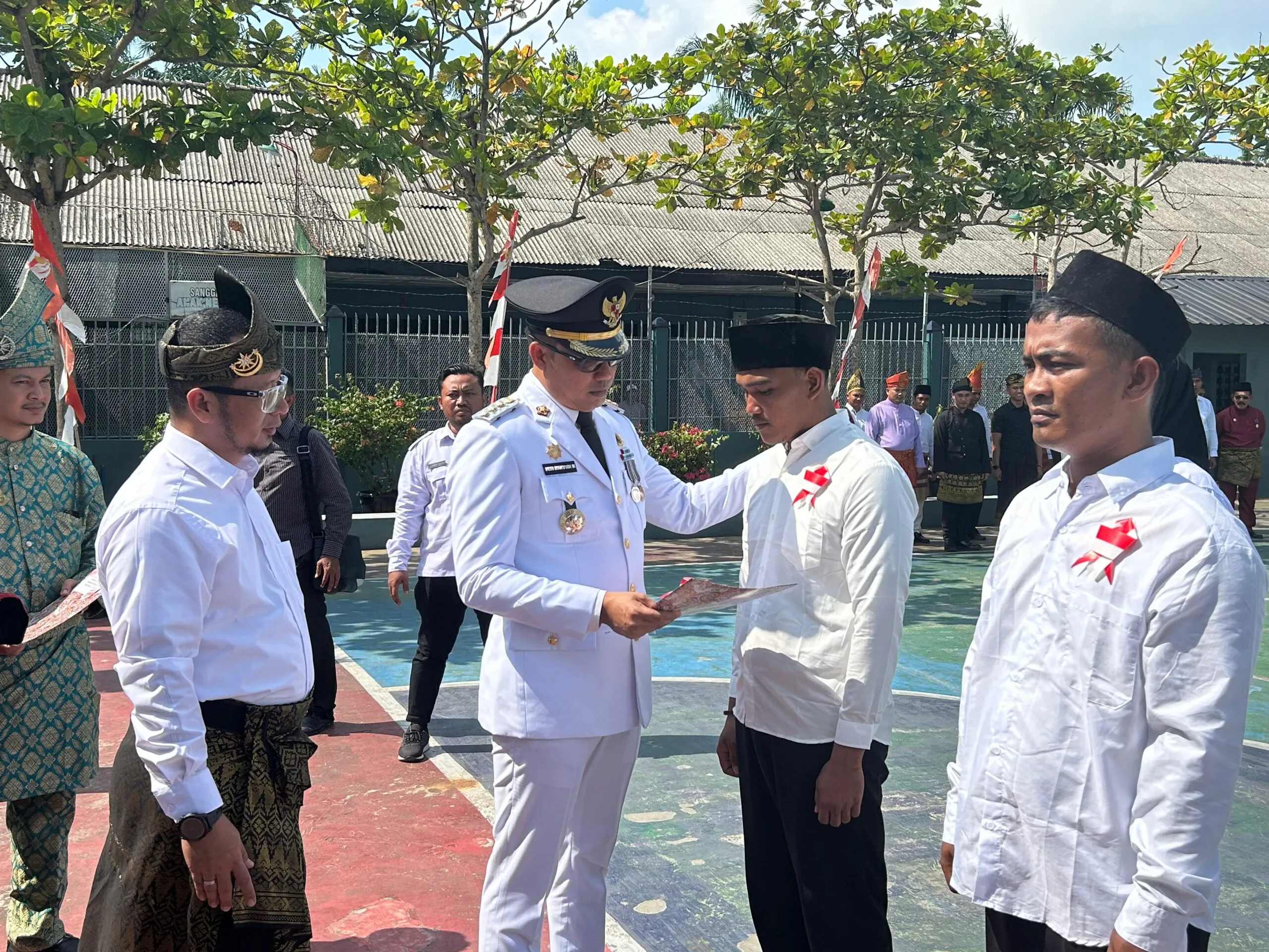 HUT Ke-79 RI, 1030 Napi Lapas Labuhan Ruku Terima Remisi