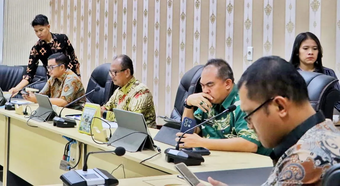 Plt Bupati Simalungun Hadiri Pertemuan Dengan Tim Desk Koordinasi Pilkada Serentak