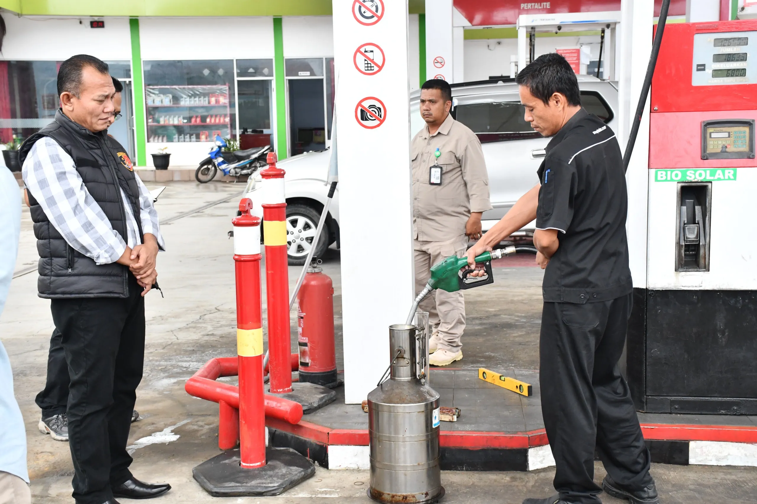 Pengawasan Sat Reskrim Polres  Nias,  BBM Sesuai Kualitas Dan Stok Cukup