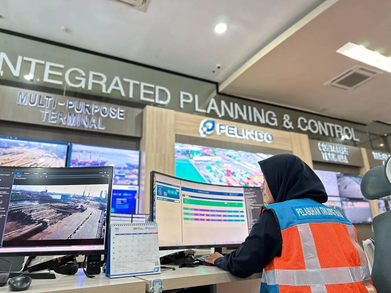 Pelindo Komit Perkuat Logistik Nasional