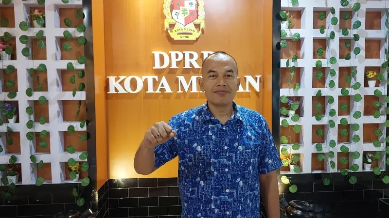 Berkelahi Di Gedung Dewan Viral Di Medsos,  Dodi Robert Simangunsong Klarifikasi