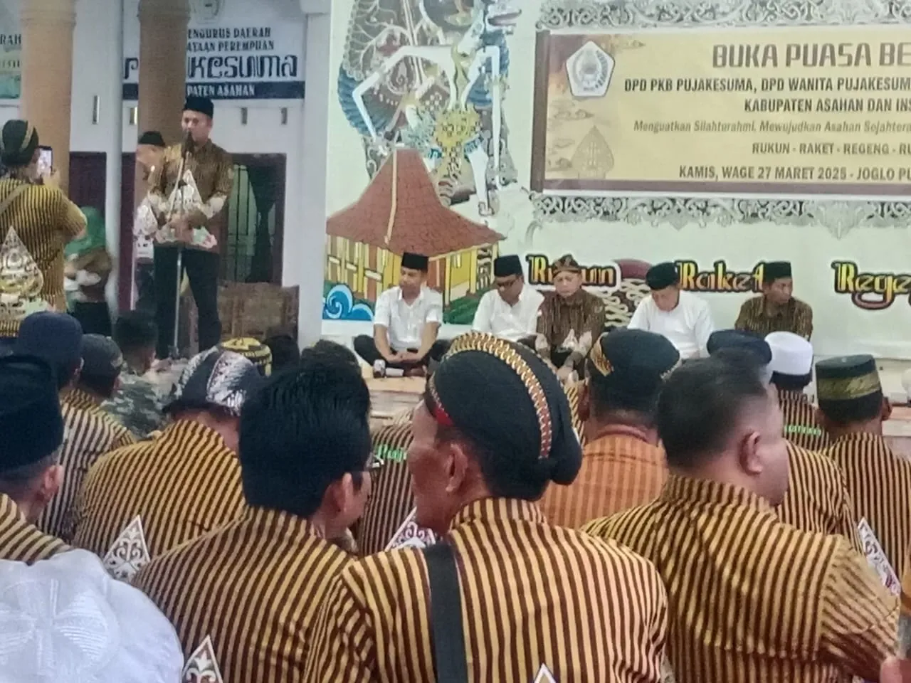 Wakil Bupati Asahan Bukber Dengan Pujakesuma Dan Wartawan