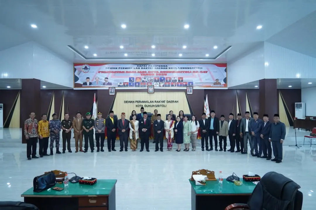 Ketua DPRD Buka Sidang Paripurna Hari Jadi Kota Gunungsitoli ke – 347