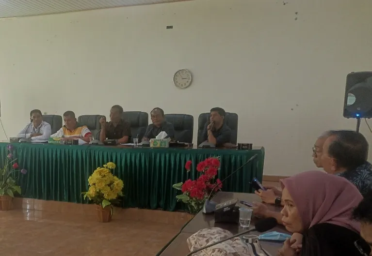 Hatunggal Satu-satunya Bacalon Memenuhi Syarat
