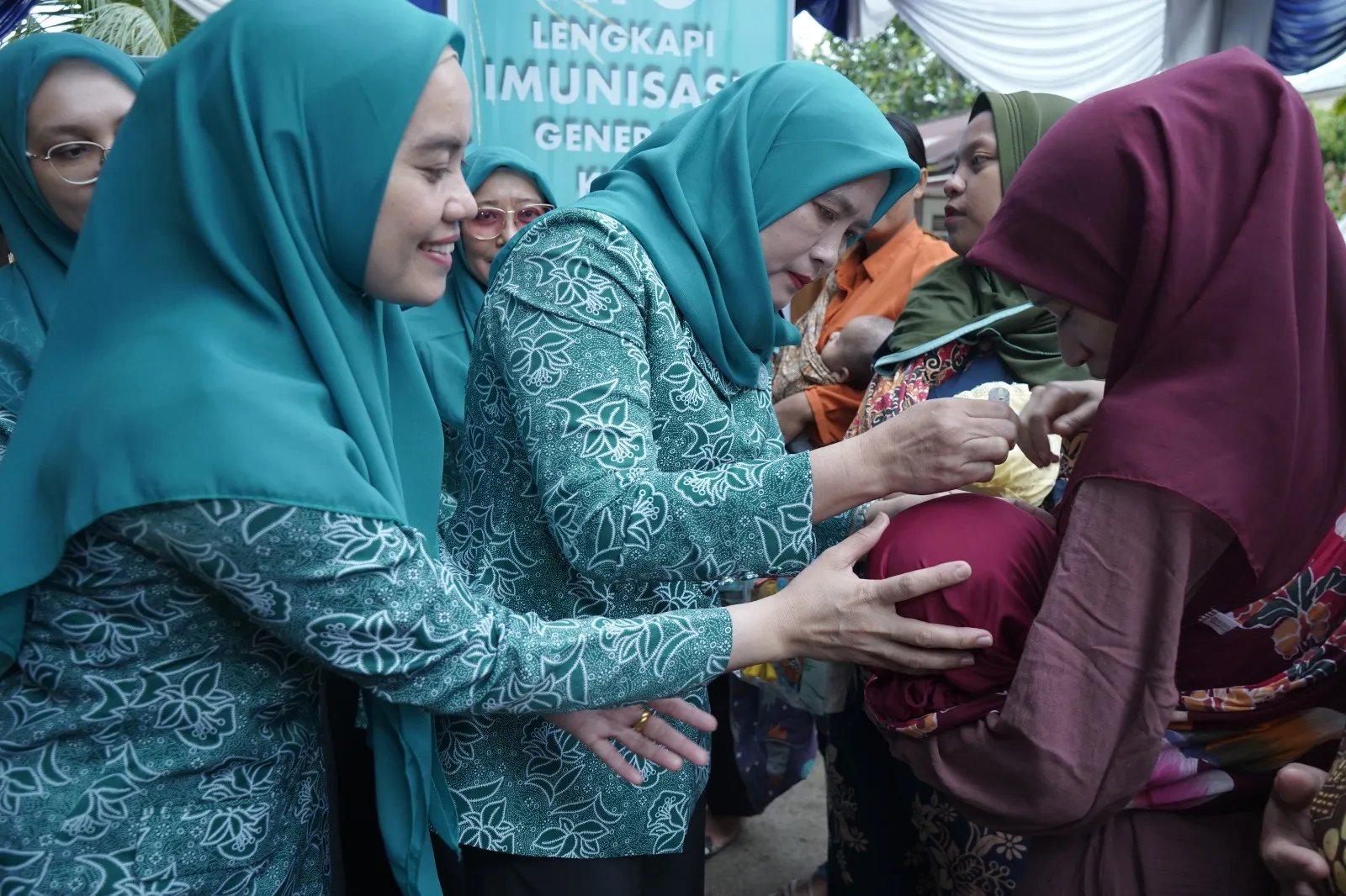 Ketua Tim Pembina Posyandu Asahan Tinjau Launching Pekan Imunisasi Dunia 2025