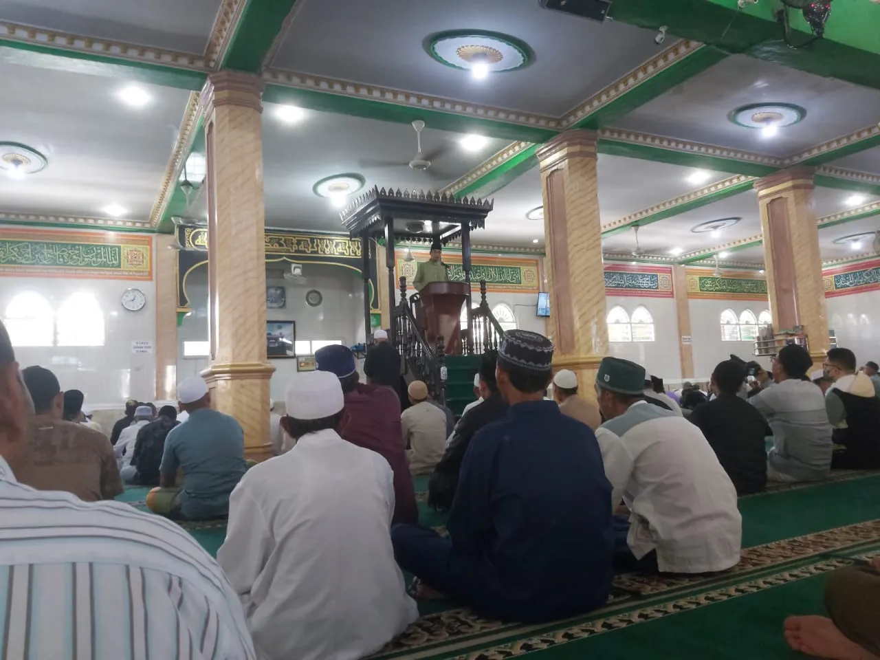 Chairman IIYL Asia-Singapore Khatib Jumat Di Masjid Raya P. Brandan