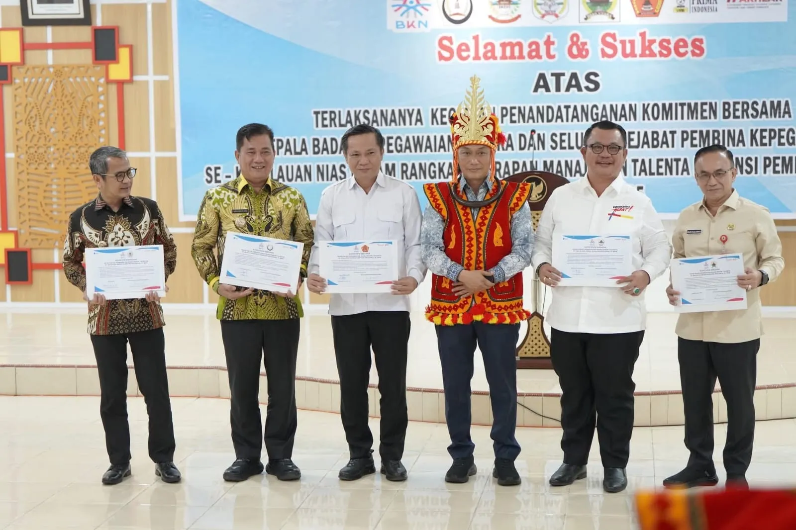 Bupati Nias Hadiri Penandatanganan MOU BKN Dan Pejabat Pembina Kepegawaian