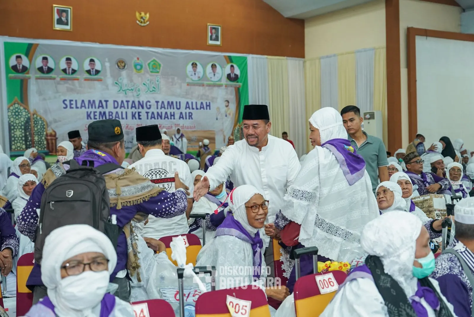 Bupati Dan Wakil Bupati Batubara Sambut Kepulangan Haji Kloter 12