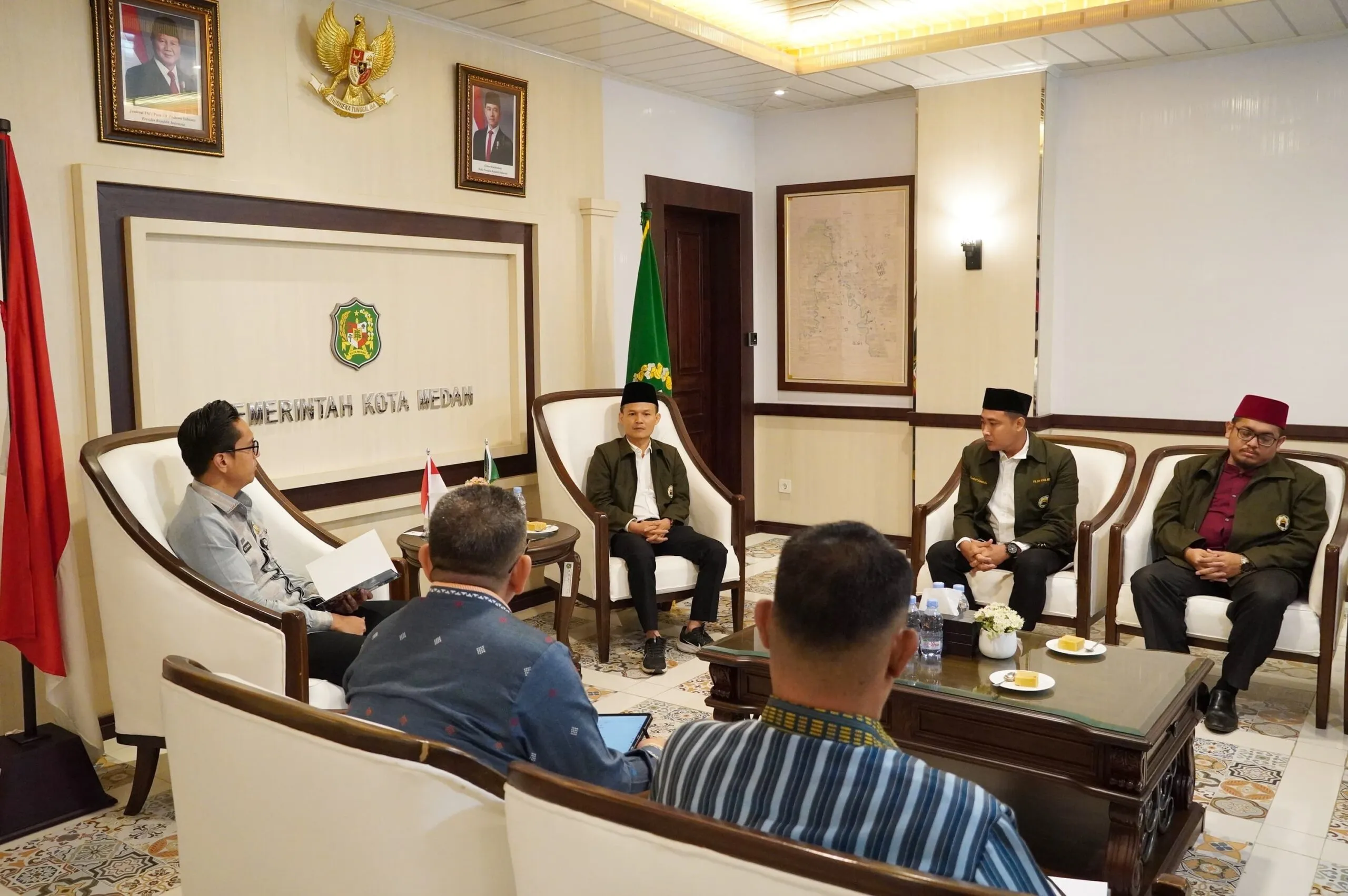 Rico Waas Ajak DMI Bersinergi Wujudkan Masjid Pusat Kegiatan Keagamaan dan Sosial