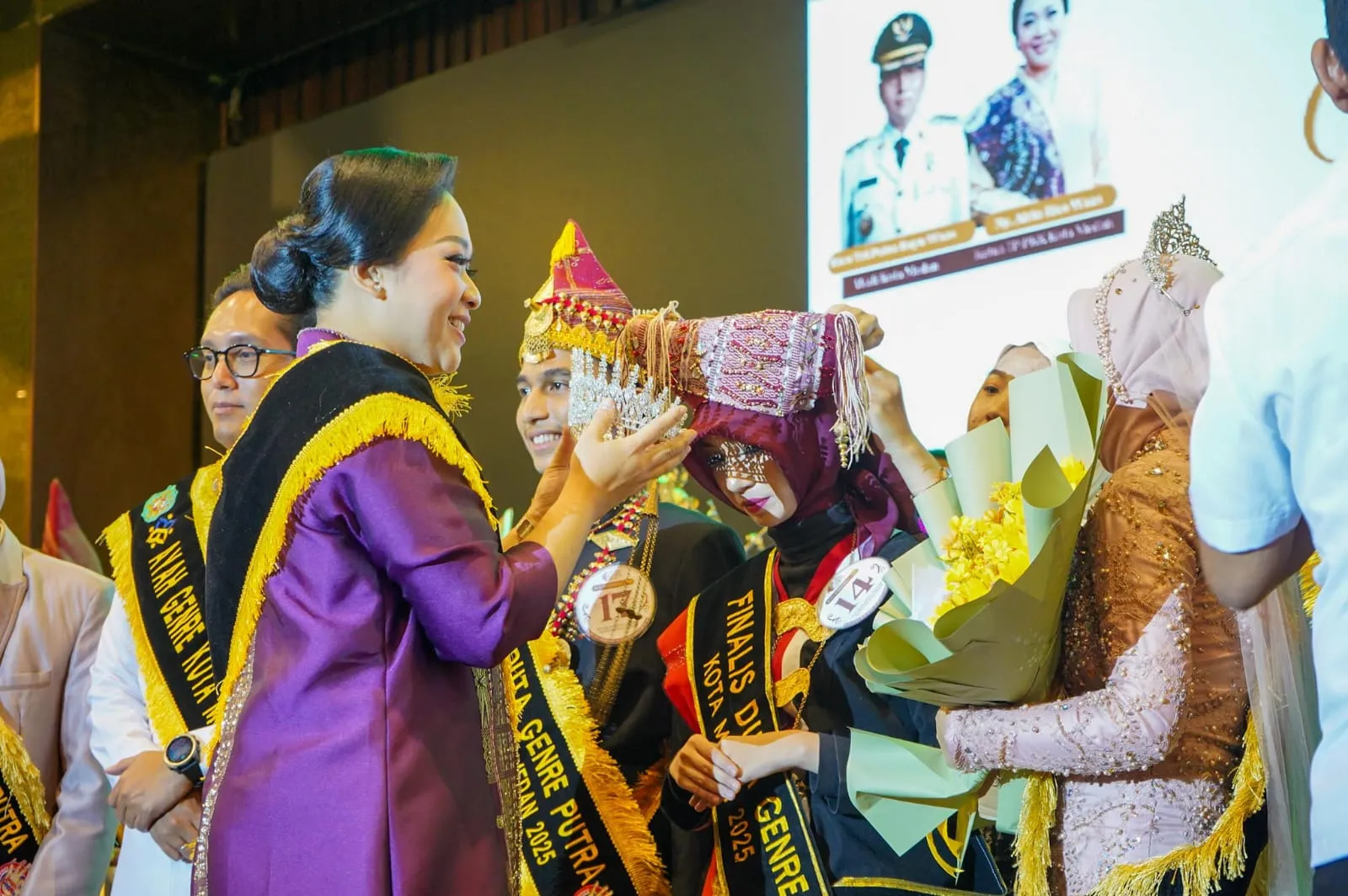 Rico Waas Dan Isteri Dinobatkan sebagai Ayah Bunda GenRe Kota Medan