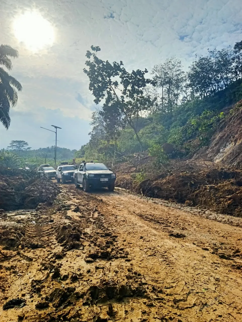 Jalur Medan - Aceh Tamiang Mulai Diakses Kendaraan